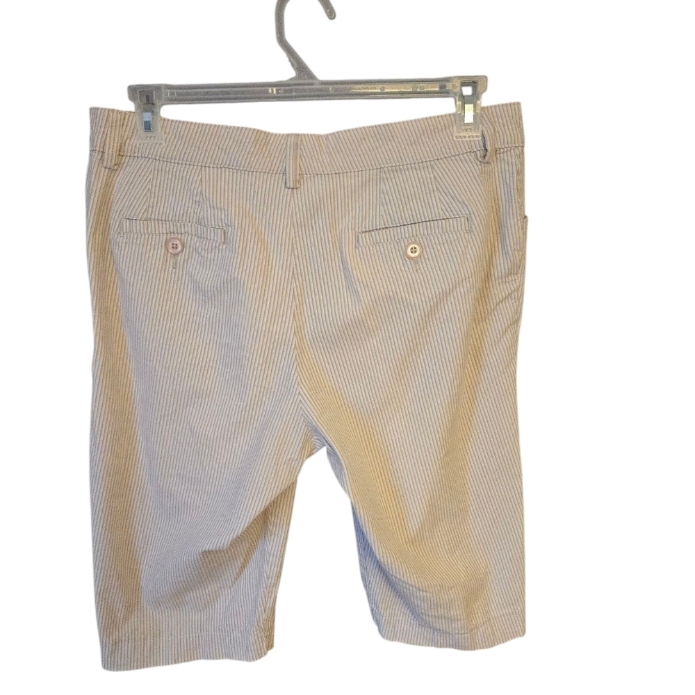 Lee Women's Striped Tan & Wht Shorts Stretch Breathable Comfort - Picture 2 of 3